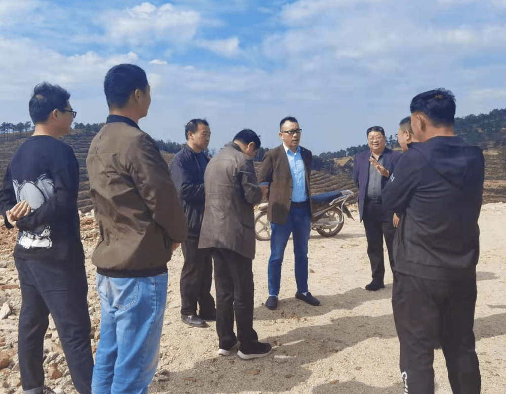 永和集團(tuán)董事長孔德穩(wěn)深入項目現(xiàn)場指導(dǎo)工作