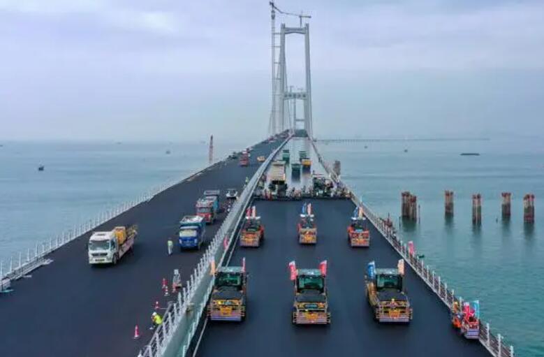 世界最大規(guī)模！深中通道鋼橋面全部完成鋪裝